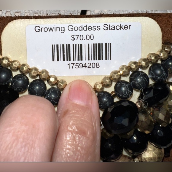 NWT SANDRA LING Upcycled 7 Stack Black and Gold  Bracelet Set Stacker Set - Picture 7 of 8